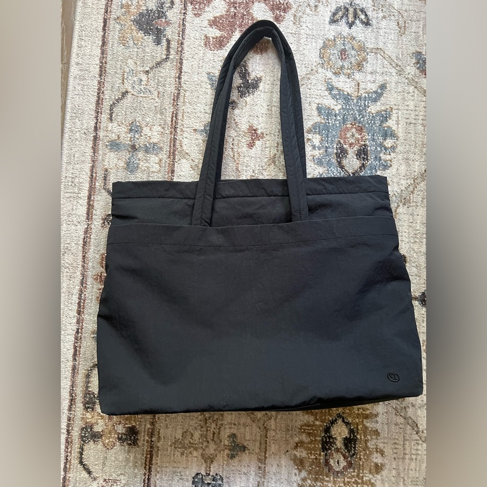 Lulu Weekend Bag